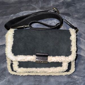 MICHAEL KORS Bradshaw Medium Suede And Faux Shearling Messenger Bag